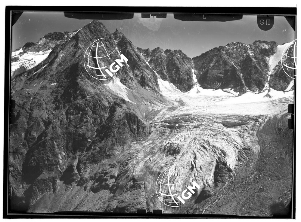 Rilievi al Gran Paradiso - Valle di Valeille - panorama da Gr. Arolla Mondeso di Forzo a Punta Sengie- località di presa Cime Costone Punta Patù - LN00011077