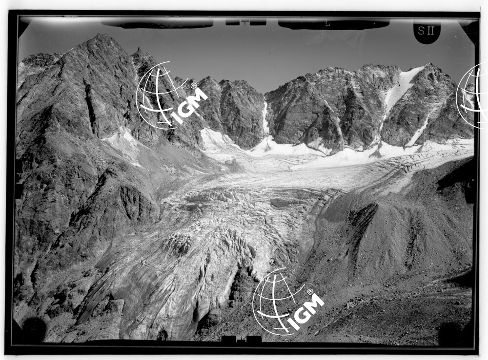 Rilievi al Gran Paradiso - Valle di Valeille - panorama da Gr. Arolla Mondeso di Forzo a Punta Sengie- località di presa Cime Costone Punta Patù - LN00011081