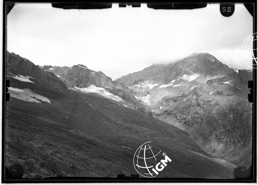 Rilievi al Gran Paradiso - Valle di Bardoney - panorama da Gr. Arolla a P.ta della Casera - località di presa Acque Rosse - LN00011094