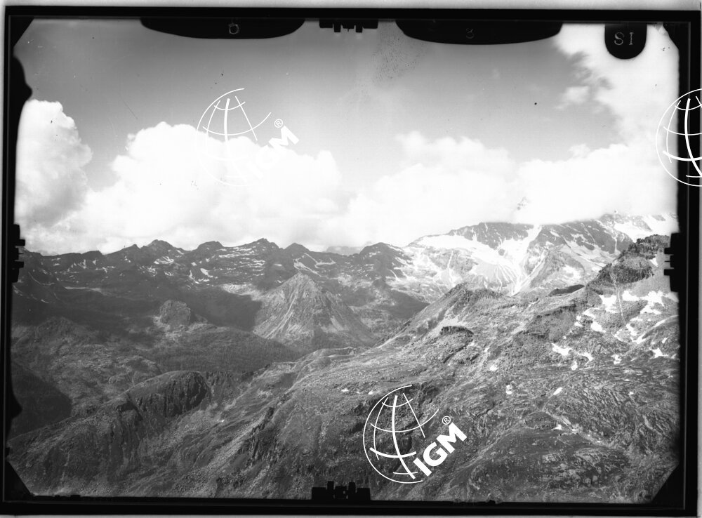 Rilievi al Gran Paradiso - Vallone del Piantonetto - di Noaschetta - Ciamausseretto - Vallone del Roc (Ceresole Reale) - panorama dalla Ciarma al Colle della Porta - località di presa Costa di Ciamausseretto - LN00011214