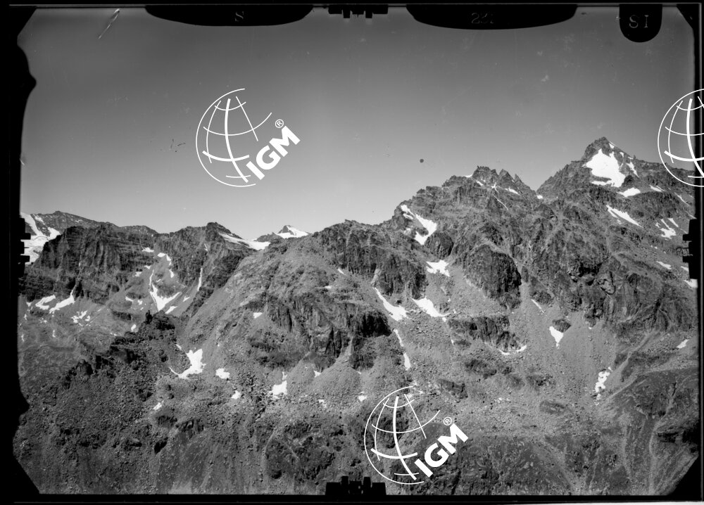 Rilievi al Gran Paradiso - Vallone del Piantonetto - di Noaschetta - Ciamausseretto - Vallone di Ciamausseretto (Ceresole Reale) - panorama dalla A. Cianfaron a Punta Ciamausseretto - località di presa Costa dei Proseos - LN00011243