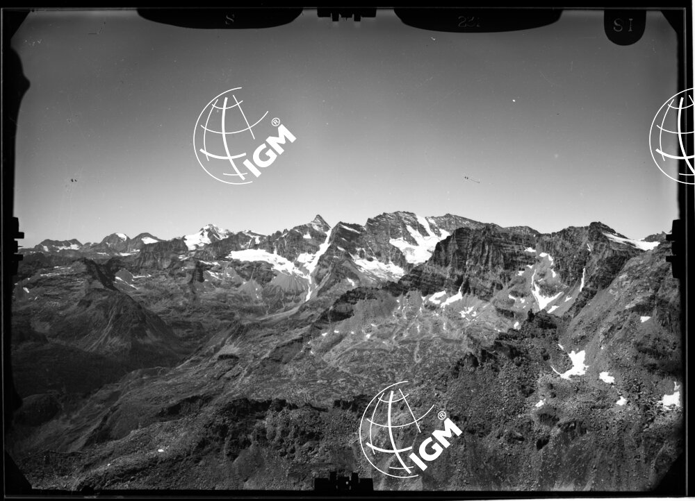 Rilievi al Gran Paradiso - Vallone del Piantonetto - di Noaschetta - Ciamausseretto - Vallone di Ciamausseretto (Ceresole Reale) - panorama dalla A. Cianfaron a Punta Ciamausseretto - località di presa Costa dei Proseos - LN00011244