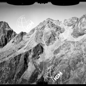 Rilievi al Gran Paradiso - Vallone di Piantonetto (Fognolosa) - (Gran S. Pietro) - panorama dal Gran Carro al Gran S. Pietro - località di presa a W. sulle Pendici di Cialma Nuova - LN00011313