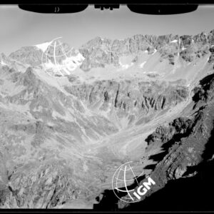 Rilievi al Gran Paradiso - Vallone di Piantonetto (Fognolosa) - (Gran S. Pietro) - panorama dal Gran Carro al Gran S. Pietro - località di presa a W. sulle Pendici di Cialma Nuova - LN00011314