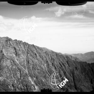 Rilievi al Gran Paradiso - Vallone di Piantonetto (Fognolosa) - (Gran S. Pietro) - panorama dalla Bocchetta di Valsoera  a P.ta di Fiorni - località di presa a NW. di A. Fiumetto - LN00011317