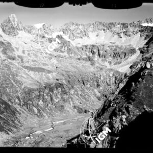 Rilievi al Gran Paradiso - Vallone di Piantonetto (Fognolosa) - (Gran S. Pietro) - panorama dal Gran Carro al Gran S. Pietro - località di presa ad W. delle Pendici di Punta dei Fiorni - LN00011330