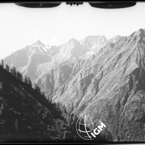 Rilievi al Gran Paradiso - Valle di Iozzo - panorama da la Costa Verney fino ed oltre M. Gucia - località di presa presso la G. Giogo di Sotto - LN00011401