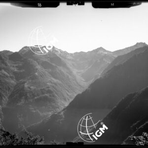 Rilievi al Gran Paradiso - Valchiusella - rilievo Valle di Camporgher - panorama da Pizzo di Camosci a M. Chennessy - località di presa M. Charvatton - LN00011464