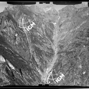 Valle Seriana - stazione 11 - panorama P.zo del Ceppo - P. Poris - P. Tendina - località di presa s.o. M. Masone. - LN00011622