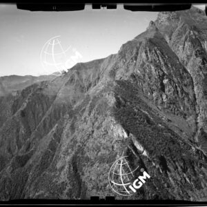 Valle Seriana - stazione 11 - panorama P.zo del Ceppo - P. Poris - P. Tendina - località di presa s.o. M. Masone. - LN00011632