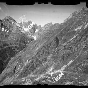 Valle d'Ambra - stazione 12 - panorama Valle di Venina - P.zo di Venina - P.zo Baitelli - M. Biurche - località di presa Montirolo e lago Venina. - LN00011642