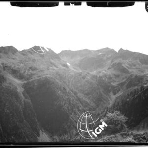 Valle d'Ambra - stazione 17 - panorama Valle di Livrio - M. Masoni M. Biurche - località di presa N. E. di P.zo Cerik. - LN00011667