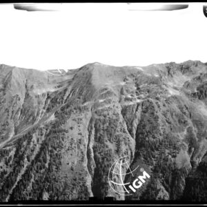Valle d'Ambra - stazione 17 - panorama Valle di Livrio - M. Masoni M. Biurche - località di presa N. E. di P.zo Cerik. - LN00011673