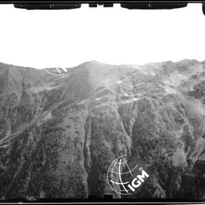 Valle d'Ambra - stazione 17 - panorama Valle di Livrio - M. Masoni M. Biurche - località di presa N. E. di P.zo Cerik. - LN00011674