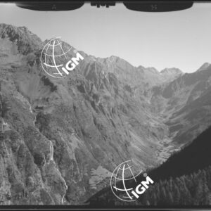 Valle Seriana - stazione 1 - panorama da M. Masoni a P.zo di Coca - località di presa Infernello. - LN00011683