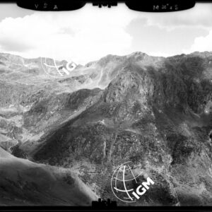 Valle Seriana - stazione 5 - panorama dal P.so del Redorta a Coca Cresta del Sasma - località di presa M. Toazzo. - LN00011716