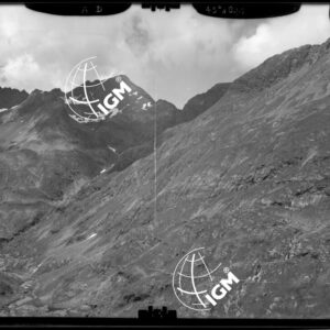 Valle Seriana - stazione 9 - panorama da il Passo Torena a la Cresta di Caranella - località di presa presso il Lago Barvallino sotto sotto il Passo Strinato. - LN00011740