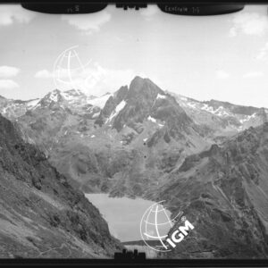 Valle Seriana - stazione 12 - panorama Recastello a M. Cimone del Diavolo a Vamorta - località di presa presso il Lago di Valmorta. - LN00011761