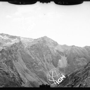 Valle Seriana - stazione 13 - panorama Recastello a M. Cimone del Diavolo a Vamorta - località di presa presso il Lago di Valmorta. - LN00011770