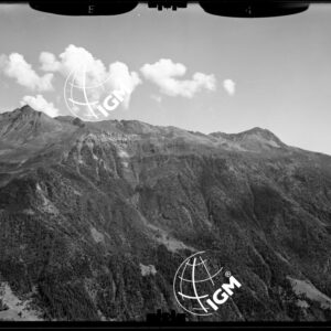 Staz. 10 e 11 - M. Cervino e Valtournanche - Da Motta di Platè a Piccolo Tournalin / da Piccolo Tournalin a Fontanafredda - località presa: a N. di Croux di Tza sotto il Pancherotx - LN00012632