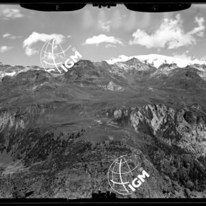 Staz. 10 e 11 - M. Cervino e Valtournanche - Da Motta di Platè a Piccolo Tournalin / da Piccolo Tournalin a Fontanafredda - località presa: a N. di Croux di Tza sotto il Pancherotx - LN00012639