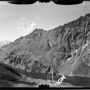 Staz. 17 e 18 - M. Cervino e Valtournanche - la Val Tournanche - Bacino sotto il Motta di Pletè da Punta Cian al M. Seleron - località presa: Cheneil - S. W. M. Seriola - LN00012685