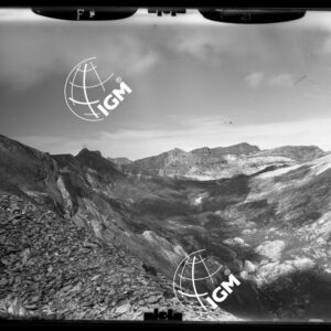 "Staz. F - M. Vetta Val di Buggio: Cast.ne Frippi Colle Signori - Località presa: Rocchè de Ferà, Pizzo Flanarlgre" - LN00015537