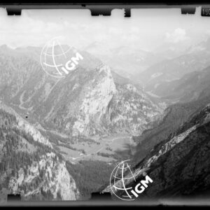 Staz. 1 - Marmolada - parte centrale dal Monte Fop - LN00018038