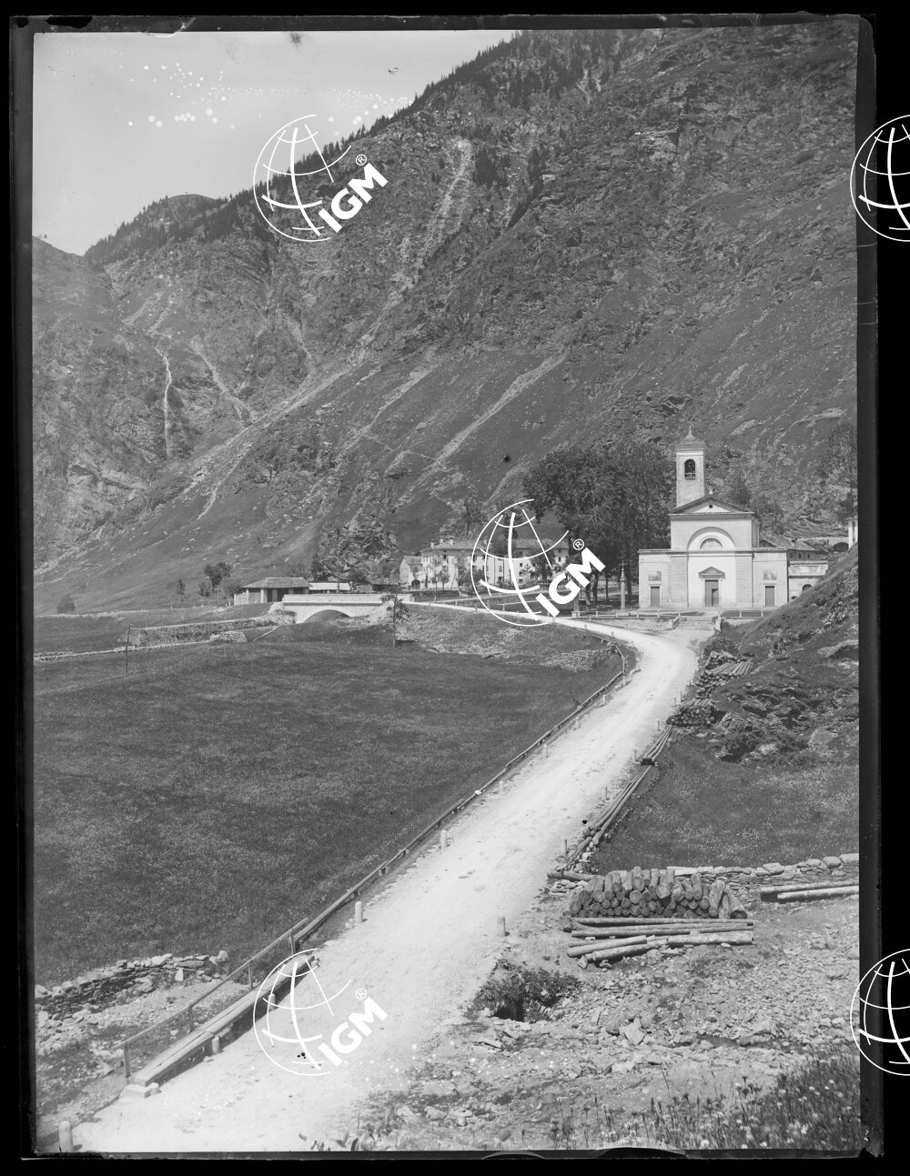 Staz.28^: Campodolcino - LN00018138