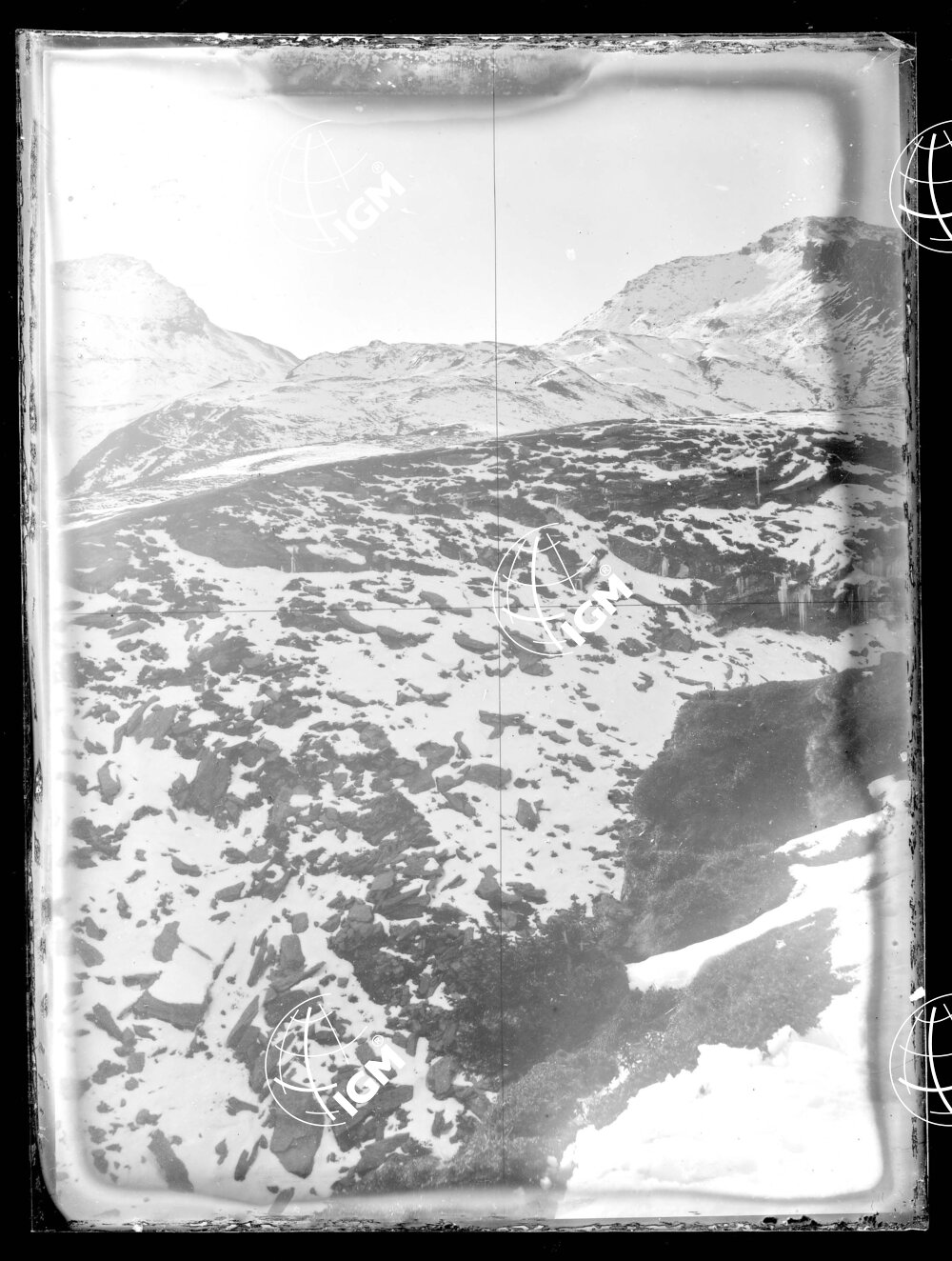 Staz.56^: Sopra i Piani di Baldiscio - LN00018371