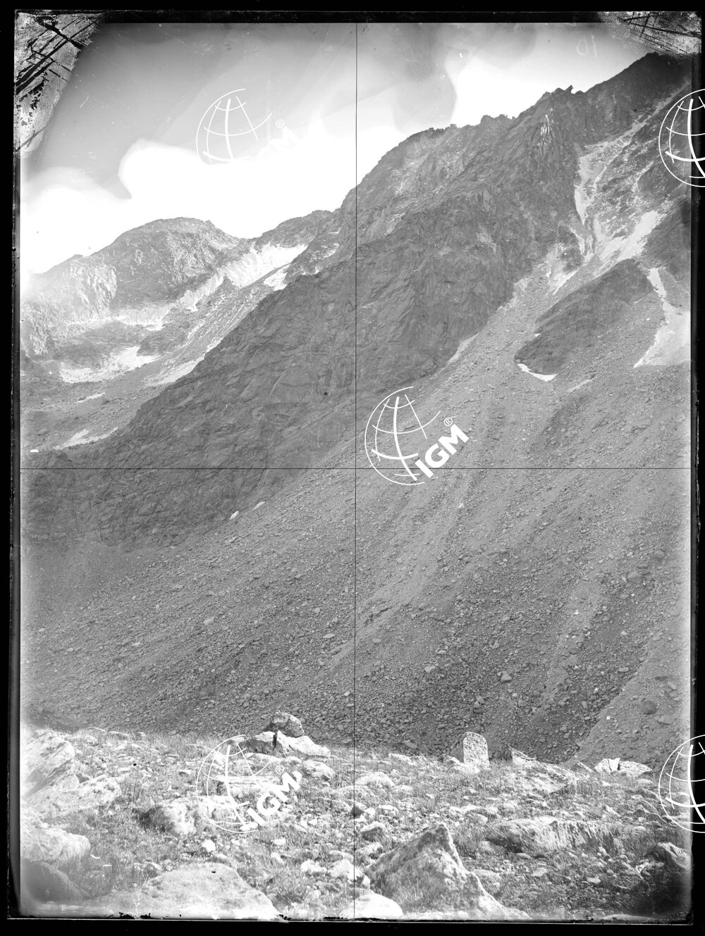 Pan.3: Sopra i Laghi della Miranda presso il Ghiacciaio di Chardonney (Val di Fassa) - LN00018438