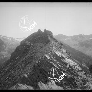 Bardonecchia - Sull'estremità Occidentale della Cresta del Becco - LN00025257
