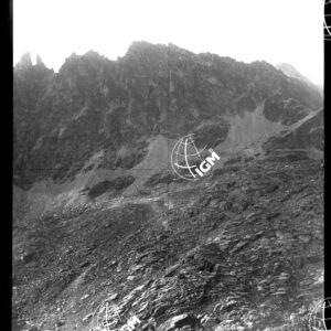 Monte Viso - Sulle Rocce ad Ovest del Passo Delle Lobbie - LN00025893